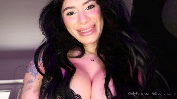Ellie Alien ASMR