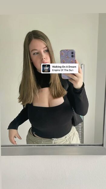 Ellie B