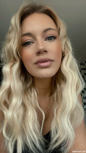 Ellienorman94