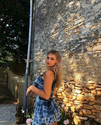Elly Anne