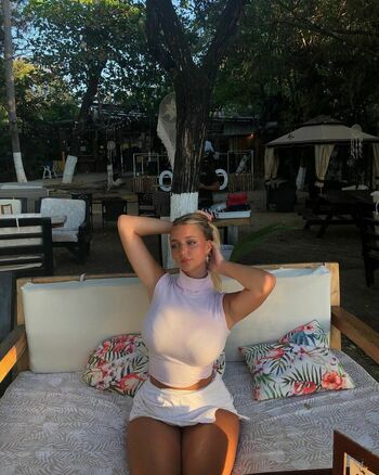 Elly Anne