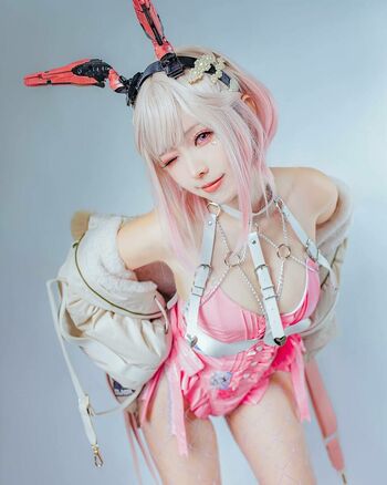 Ely Cosplay
