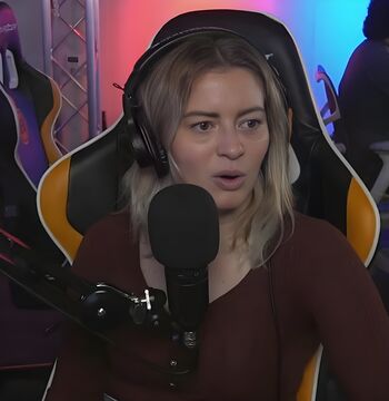 Elyse Willems