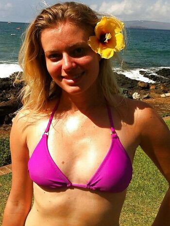 Elyse Willems