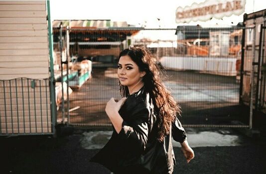Emalia Genie Safia