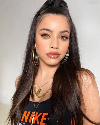 Emilia Mernes