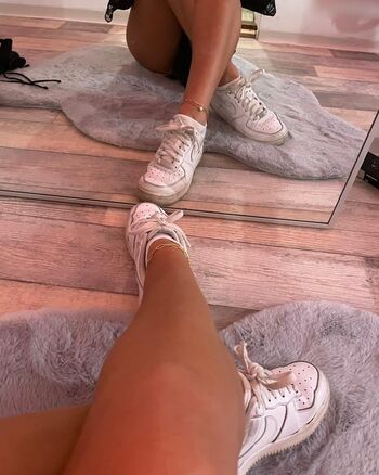 emiliaaa.rose