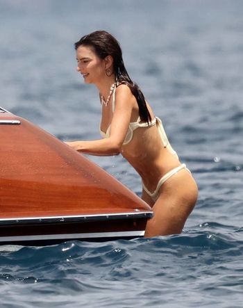 Emily Ratajkowski