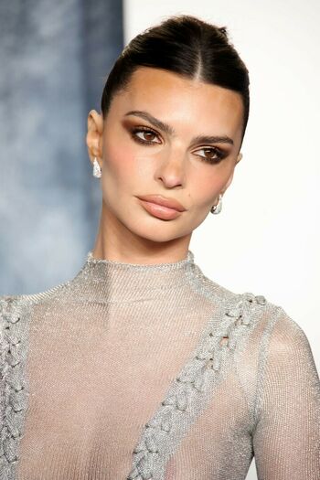 Emily Ratajkowski