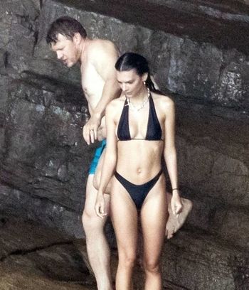 Emily Ratajkowski