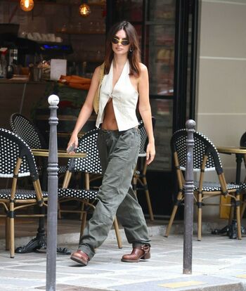 Emily Ratajkowski