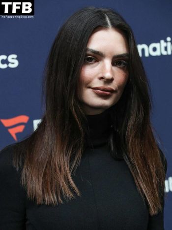 Emily Ratajkowski
