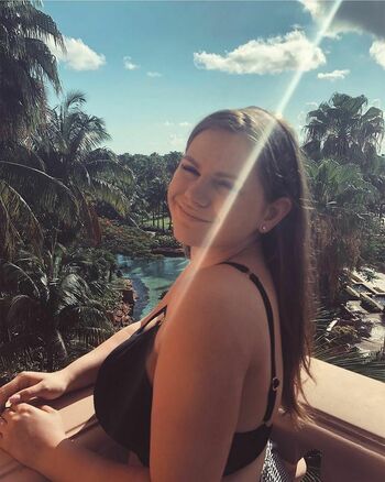 Emily Villari