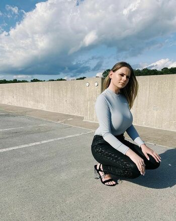 Emily Villari