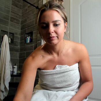 Emilyxbanks