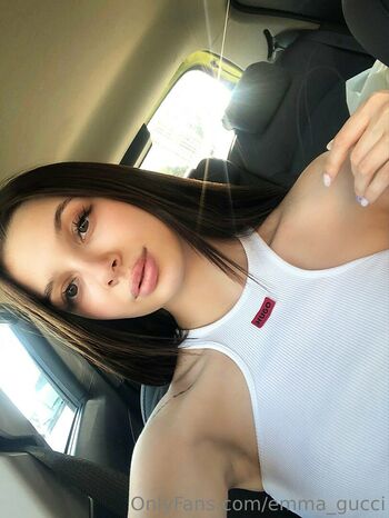 emma_emmyy