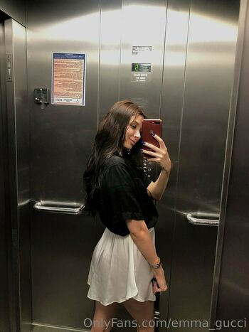 emma_emmyy