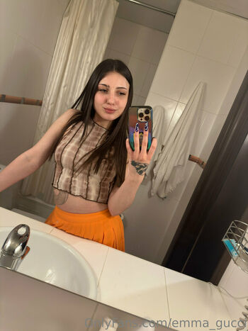 emma_gucci