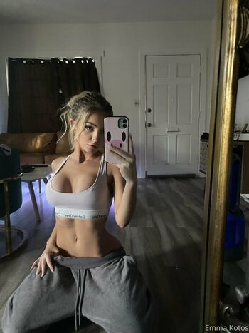 Emma Kotos
