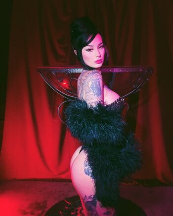Emma Vauxdevil