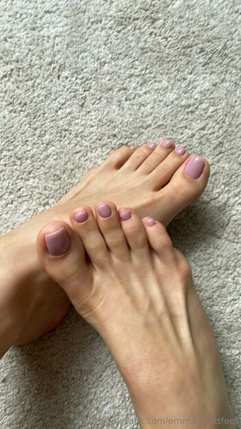 emmalovettfeet