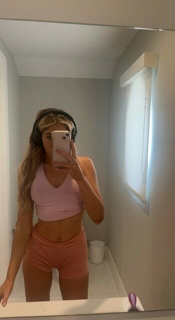 Emmy Corinne