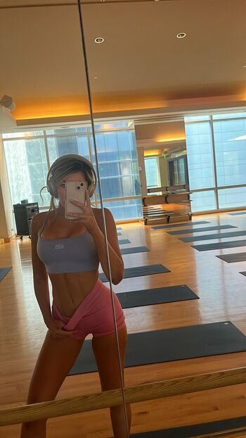 Emmy Corinne