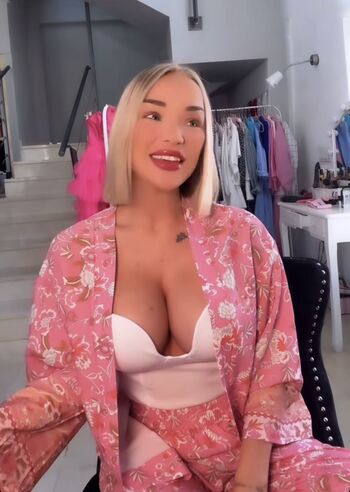 Emmy Russ