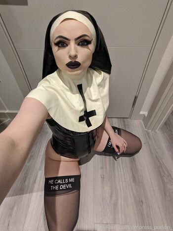 empress_poison_