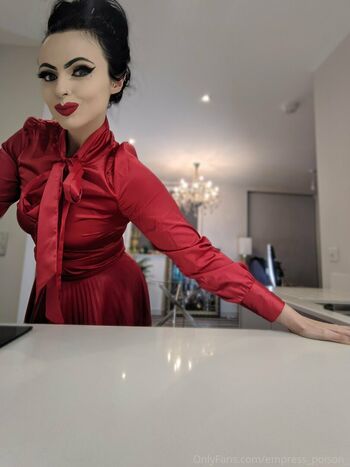 empress_poison_