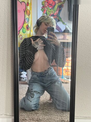 erasedweeaboo