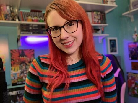 Erin Plays