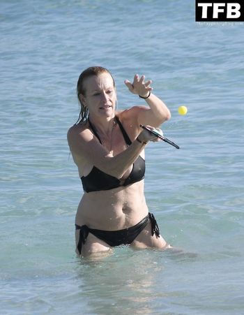 Estelle Lefebure