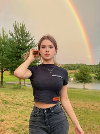 Eva Gros
