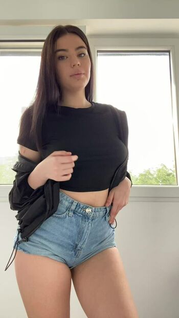 Eva Love
