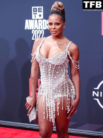 Eva Marcille