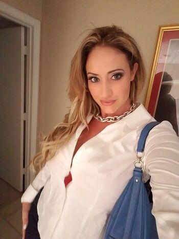 Eva Notty