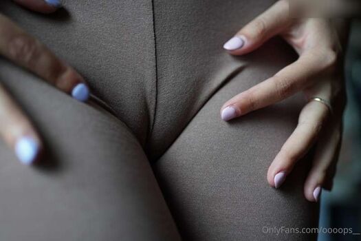 eva_oopsy