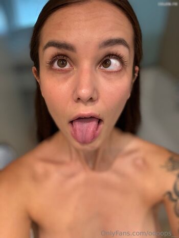 eva_oopsy
