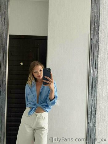 eva_xx