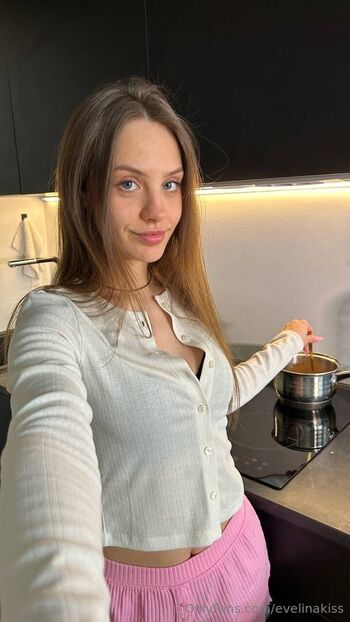 evelinakiss