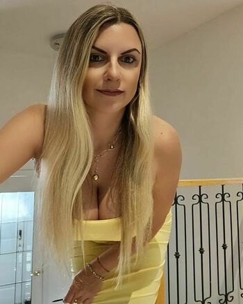 Eveline Do