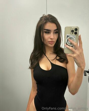 evelyn_ashley