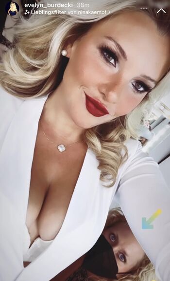 Evelyn Burdecki