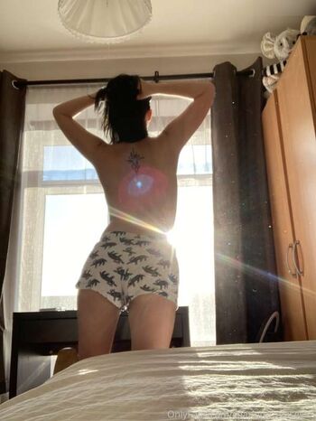 explicitlycharlotte