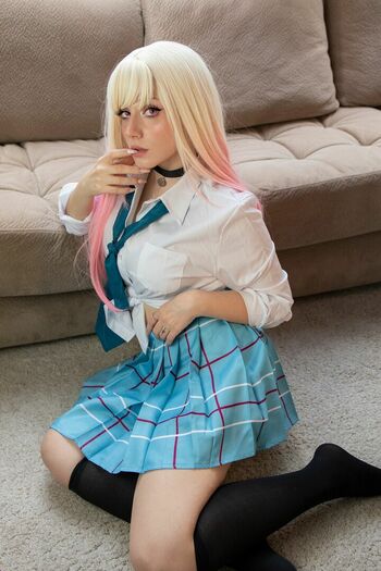Ezy Summers Cosplay