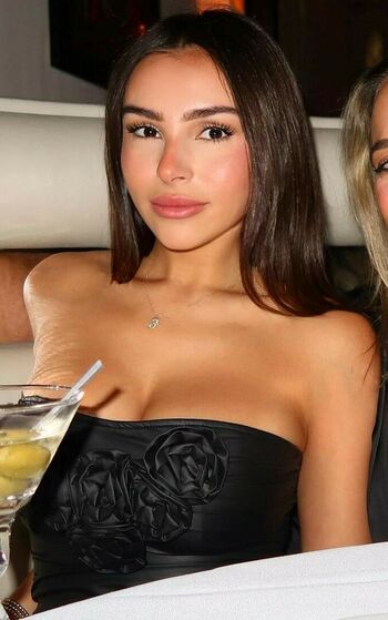 Faryn Corey