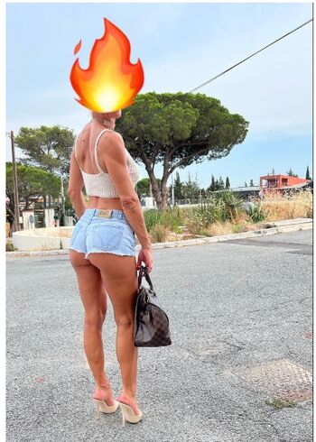 Favorite Hotwife