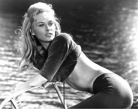 Faye Dunaway