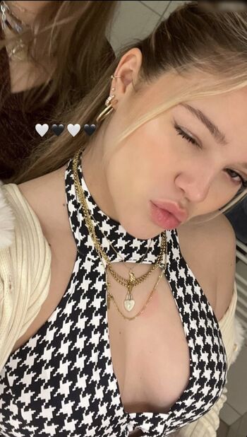 Faye Montana